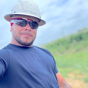 Meet your Posher, Anthony